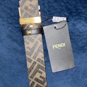 Black Reversible Fendi Belt (Brand New) Sz 34